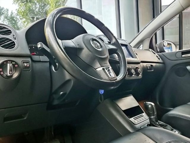VOLKSWAGEN福斯 GOLF PLUS  第14張相片