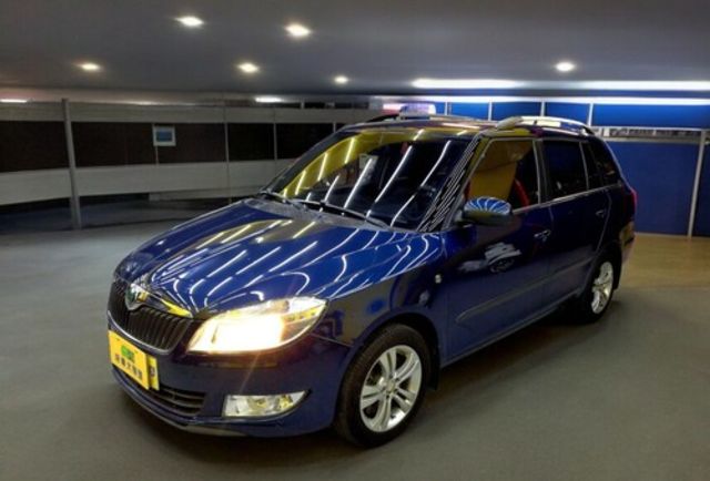 SKODA司科達 FABIA  第3張相片