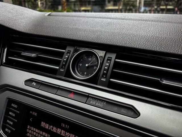 VOLKSWAGEN福斯 PASSAT  第12張相片