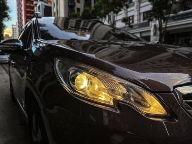 PEUGEOT寶獅 2008  第2張相片