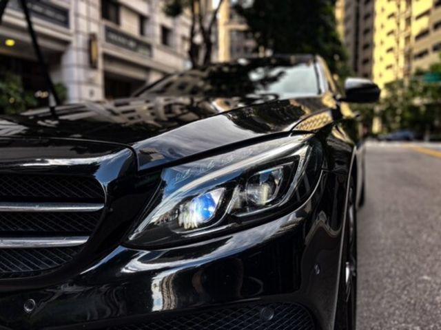 M-BENZ賓士 C250  第2張相片