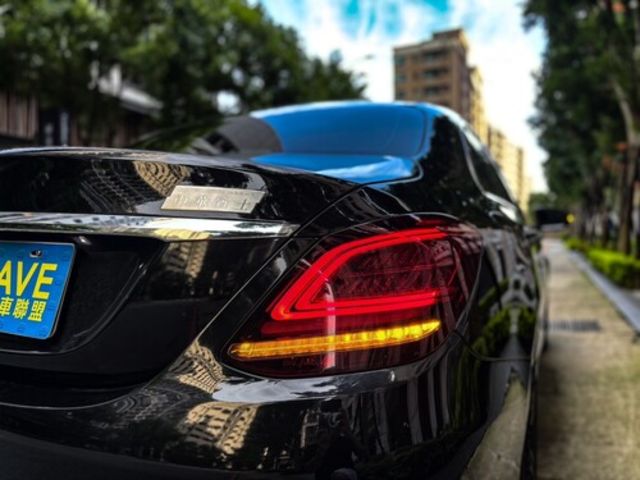 M-BENZ賓士 C250  第5張相片