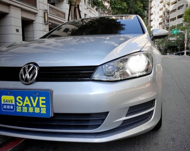 VOLKSWAGEN福斯 GOLF  第2張相片
