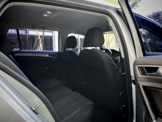 VOLKSWAGEN福斯 GOLF  第7張相片