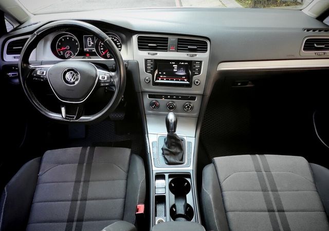 VOLKSWAGEN福斯 GOLF  第10張相片