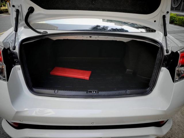 MITSUBISHI三菱 GRAND LANCER  第23張相片