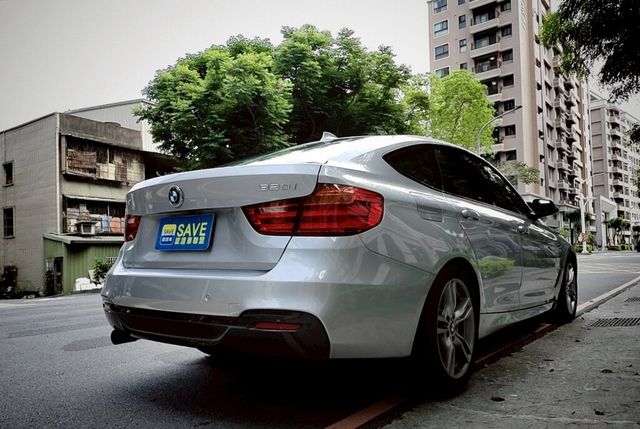 BMW寶馬 320I GT  第9張相片