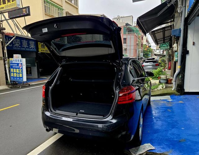 BMW寶馬 218D  第5張相片