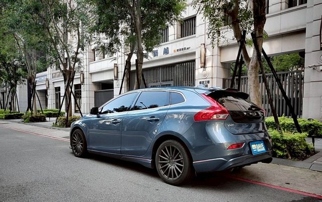 VOLVO富豪 V40  第3張相片
