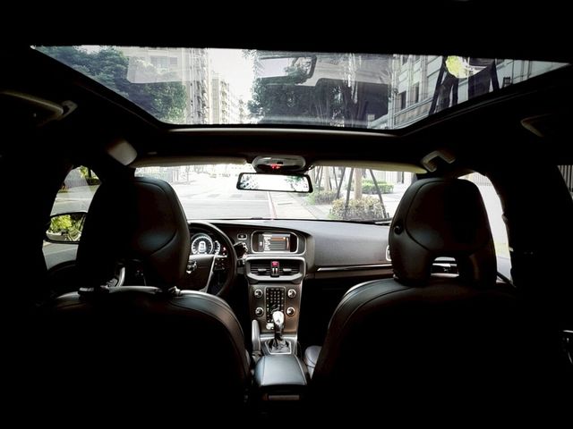 VOLVO富豪 V40  第11張相片