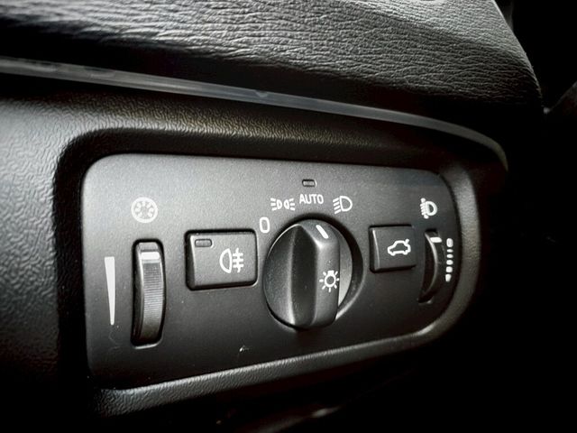 VOLVO富豪 V40  第17張相片