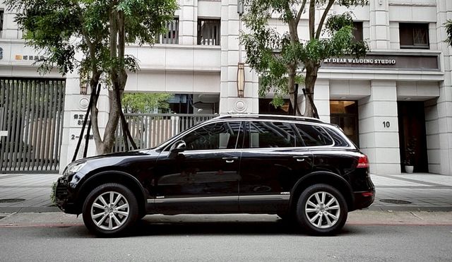 VOLKSWAGEN福斯 TOUAREG  第4張相片
