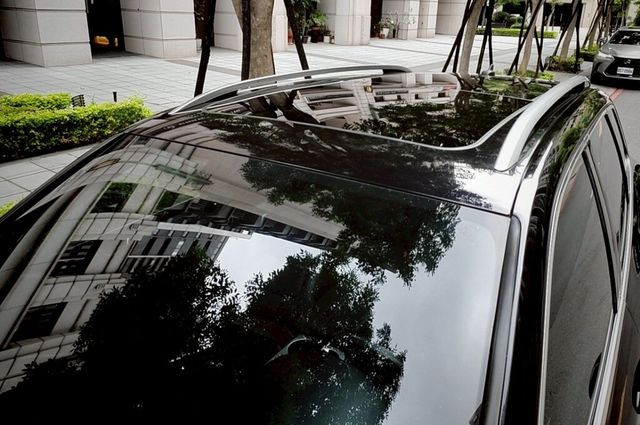VOLKSWAGEN福斯 TOUAREG  第7張相片
