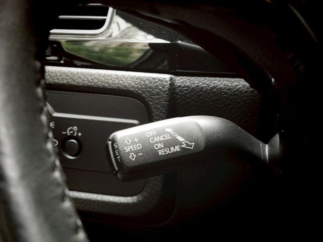 VOLKSWAGEN福斯 TOUAREG  第8張相片