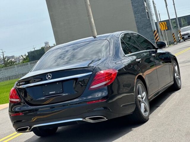 M-BENZ賓士 E300  第2張相片