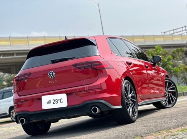 VOLKSWAGEN福斯 GOLF GTI  第2張相片