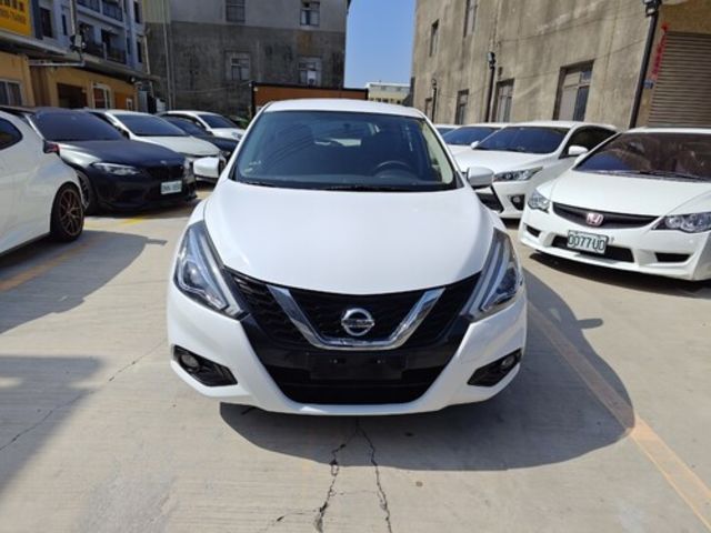 NISSAN日產 TIIDA  第3張相片
