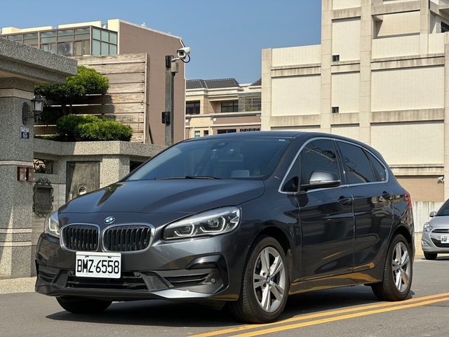 BMW寶馬 218I  第1張相片