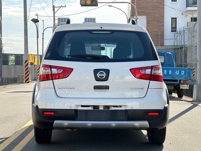 NISSAN日產 LIVINA  第4張相片