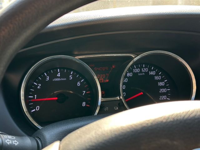 NISSAN日產 LIVINA  第5張相片