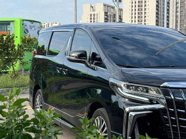 TOYOTA豐田 ALPHARD  第4張相片