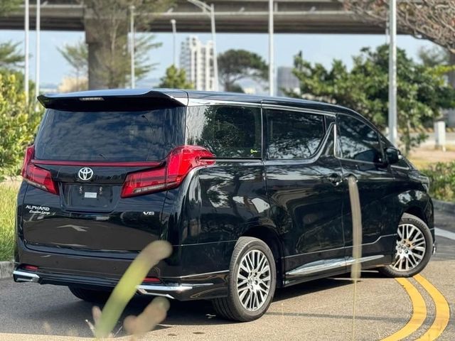 TOYOTA豐田 ALPHARD  第5張相片