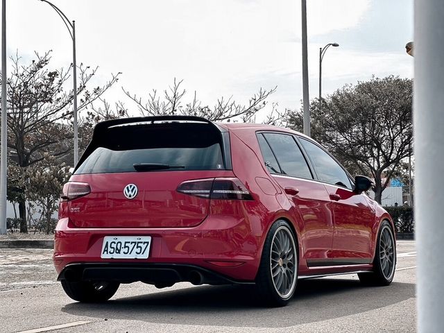 VOLKSWAGEN福斯 GOLF GTI  第2張相片