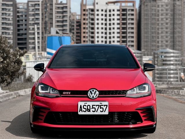 VOLKSWAGEN福斯 GOLF GTI  第3張相片