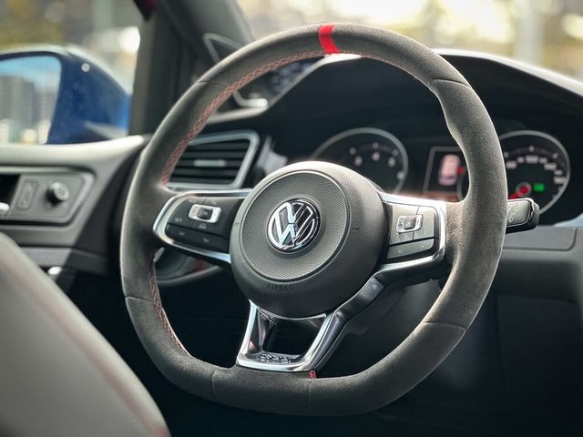 VOLKSWAGEN福斯 GOLF GTI  第16張相片