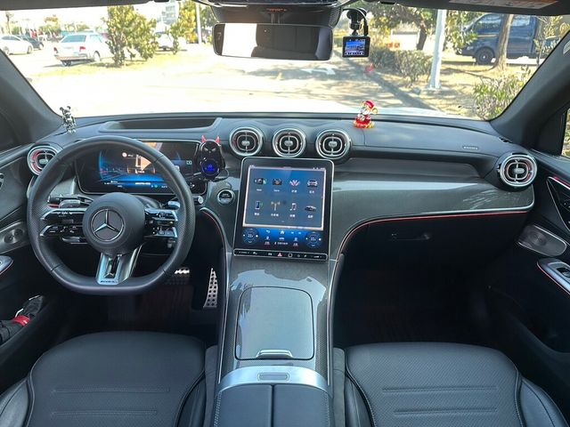 M-BENZ賓士 GLC300 AMG COUPE  第5張相片