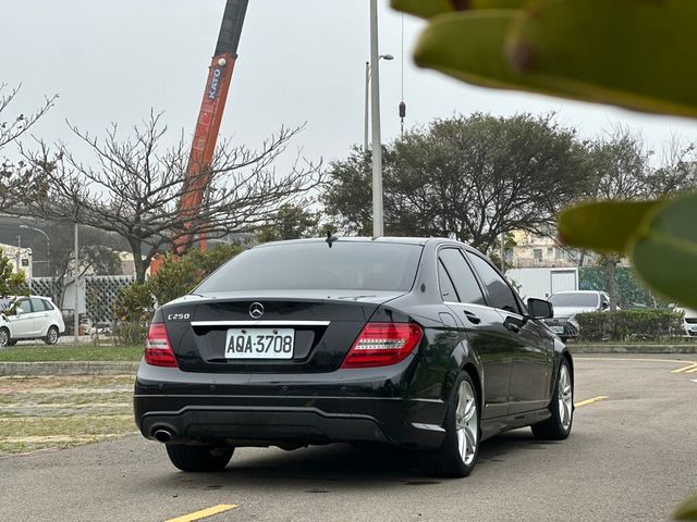 M-BENZ賓士 C250  第2張相片