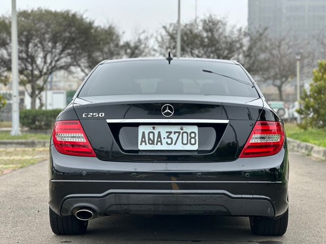 M-BENZ賓士 C250  第4張相片