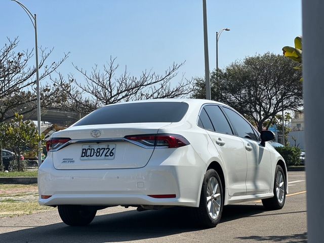 TOYOTA豐田 ALTIS  第3張相片