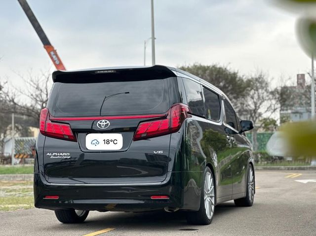 TOYOTA豐田 ALPHARD  第3張相片