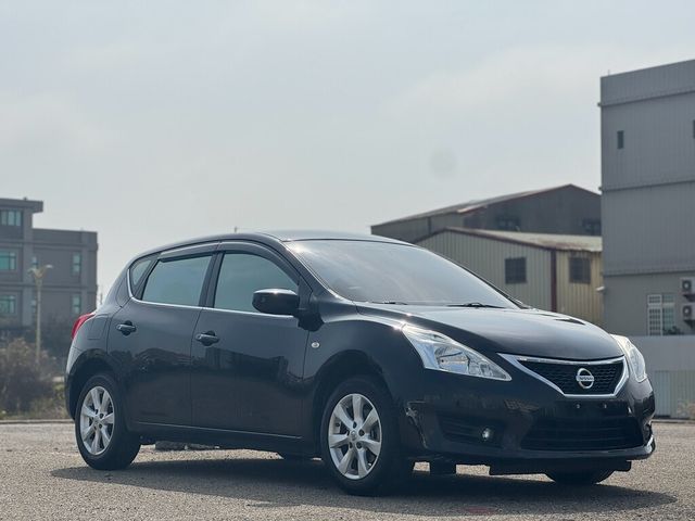 NISSAN日產 TIIDA  第2張相片