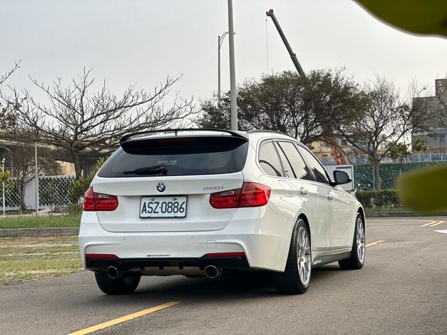 BMW寶馬 320I TOURING  第2張相片
