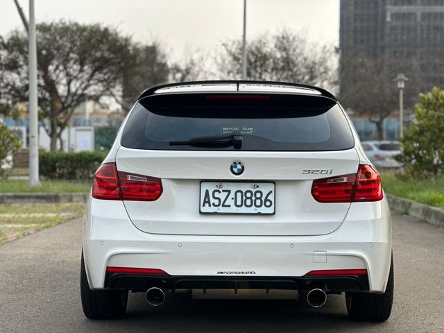BMW寶馬 320I TOURING  第4張相片