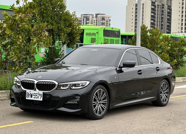 BMW寶馬 330I  第1張相片