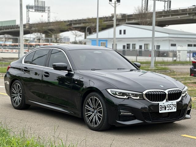 BMW寶馬 330I  第6張相片