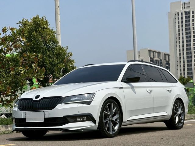 SKODA司科達 SUPERB COMBI  第1張相片