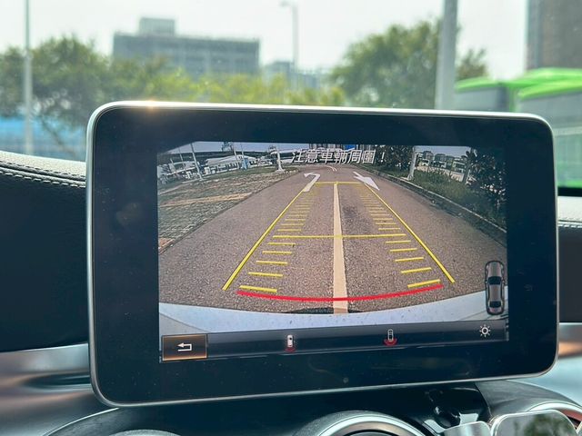 M-BENZ賓士 C450  第9張相片
