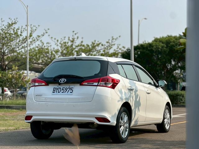 TOYOTA豐田 YARIS  第2張相片