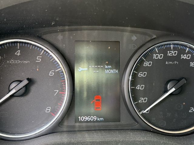 MITSUBISHI三菱 OUTLANDER  第5張相片
