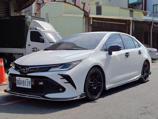 TOYOTA豐田 ALTIS  第1張相片