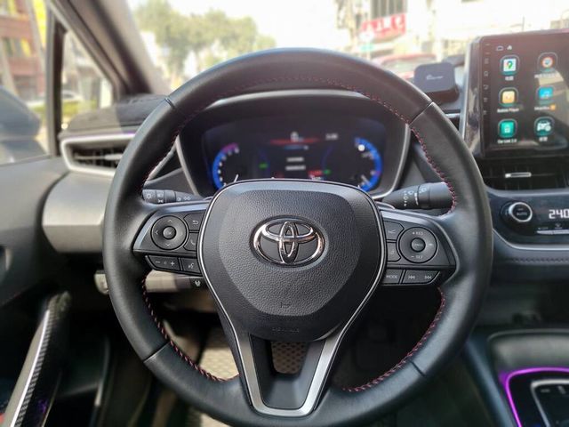 TOYOTA豐田 ALTIS  第6張相片