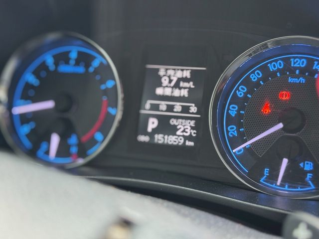 TOYOTA豐田 ALTIS  第6張相片