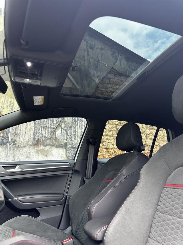 VOLKSWAGEN福斯 GOLF GTI  第5張相片