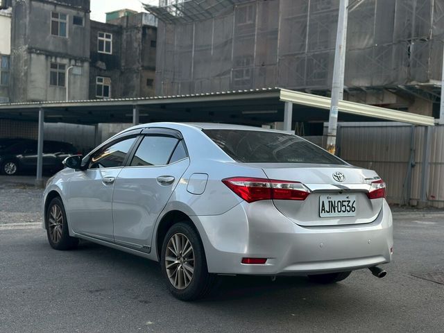 TOYOTA豐田 ALTIS  第6張相片