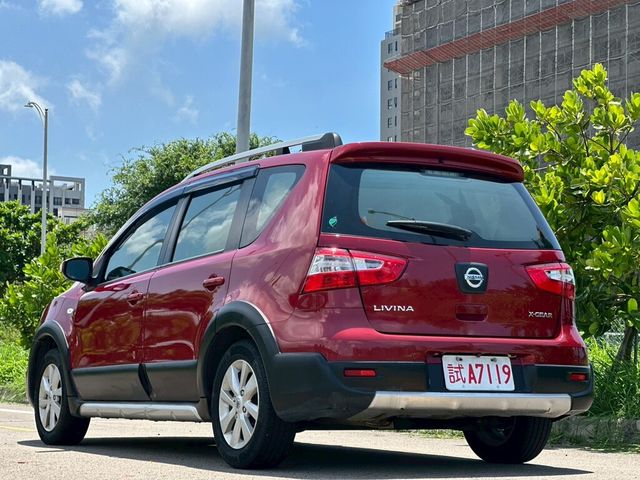NISSAN日產 LIVINA  第7張相片