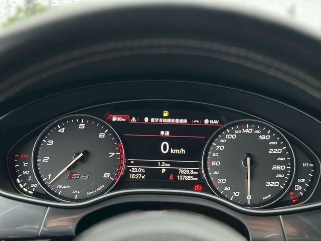 AUDI奧迪 A6 AVANT  第6張相片